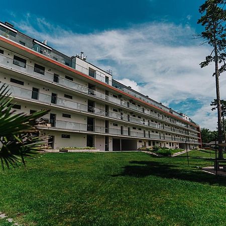 Apartament Butique Apartman Balatonlelle Zewnętrze zdjęcie