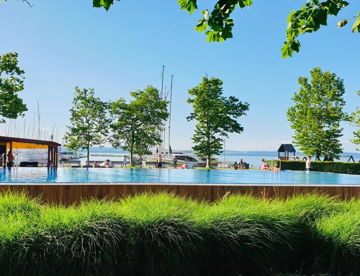 Butique Apartman Balatonlelle Zewnętrze zdjęcie