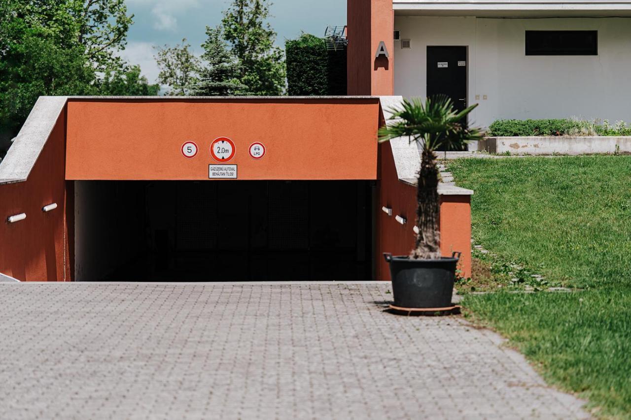 Butique Apartman Balatonlelle Zewnętrze zdjęcie