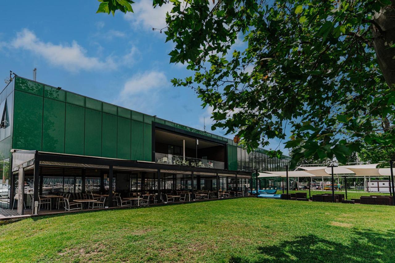 Butique Apartman Balatonlelle Zewnętrze zdjęcie