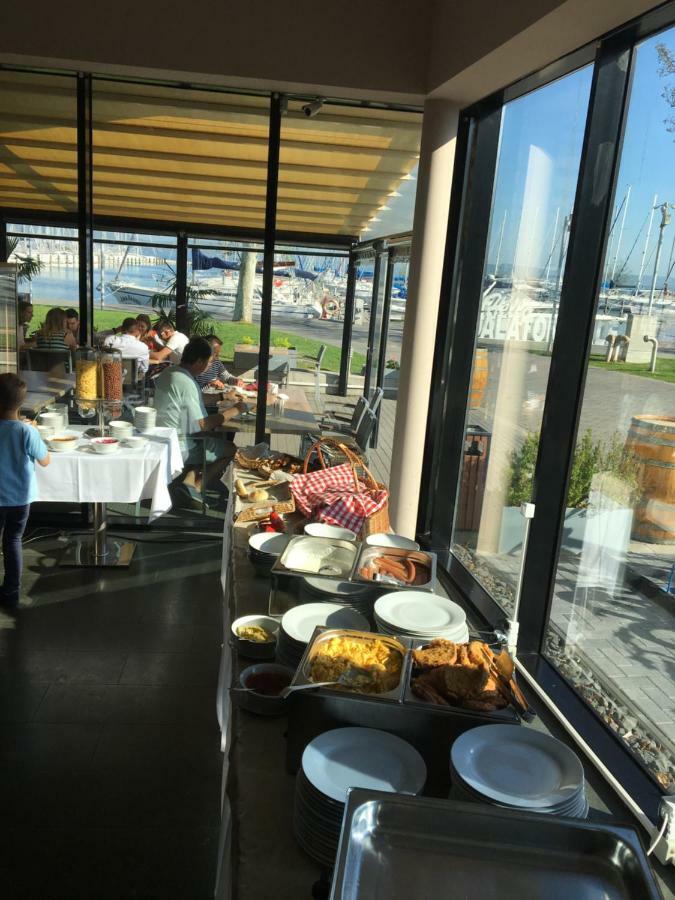 Butique Apartman Balatonlelle Zewnętrze zdjęcie